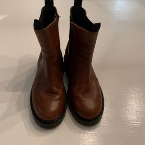 Brown Ankle Boots by Zara. Size EU36